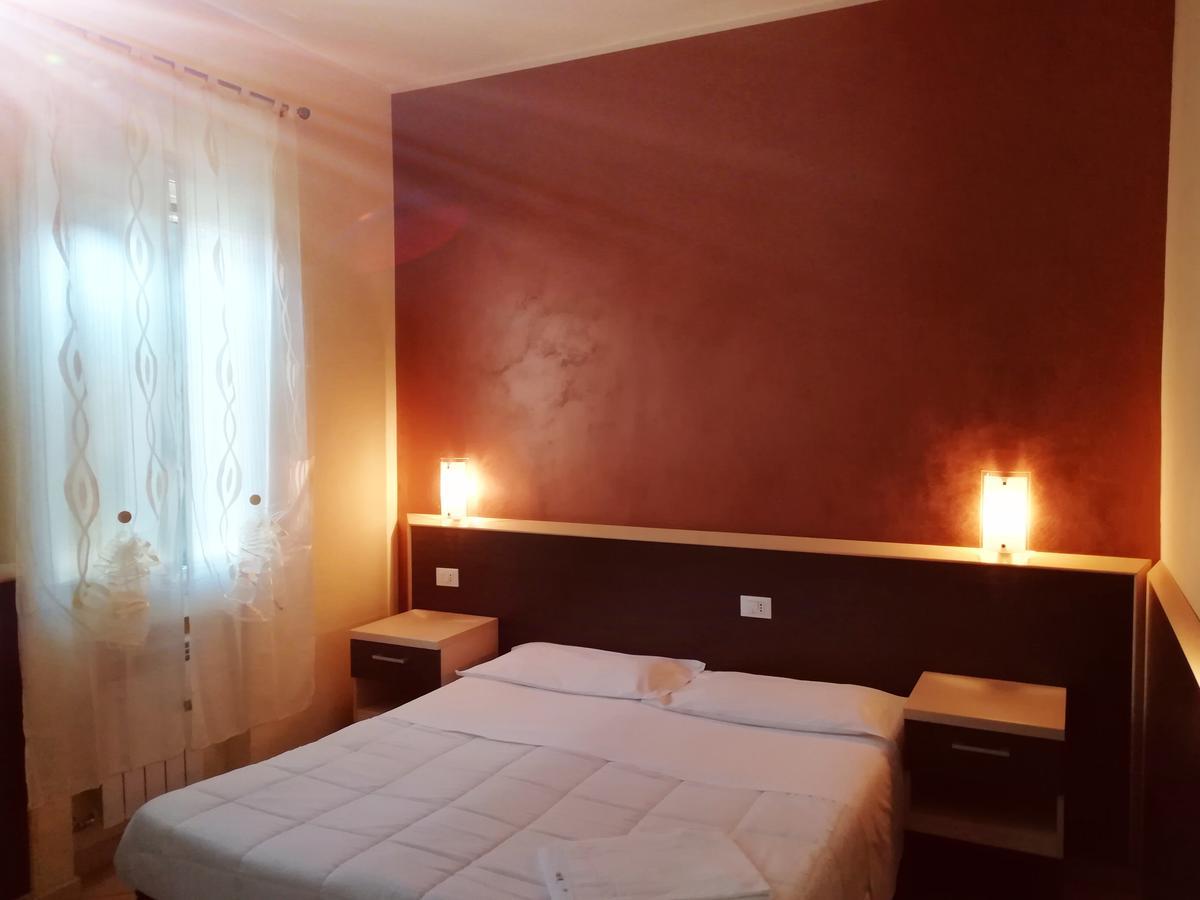 New Hotel Europa Crevalcore Esterno foto